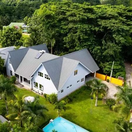 Villa Island Charm Of Praslin Victoria Exterior foto