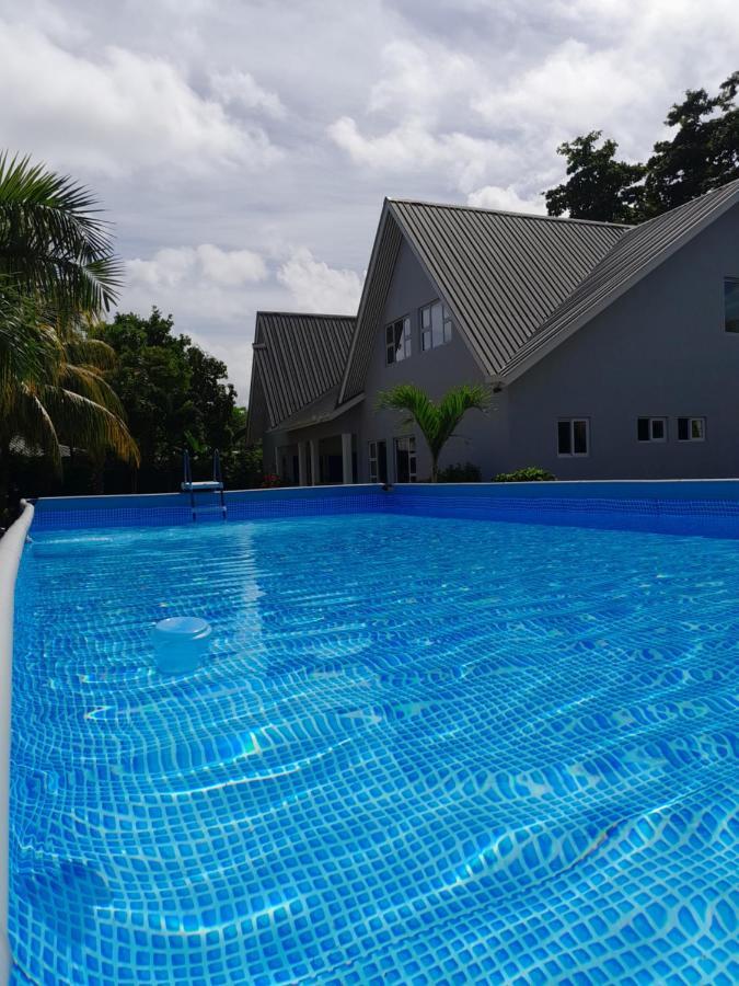 Villa Island Charm Of Praslin Victoria Exterior foto
