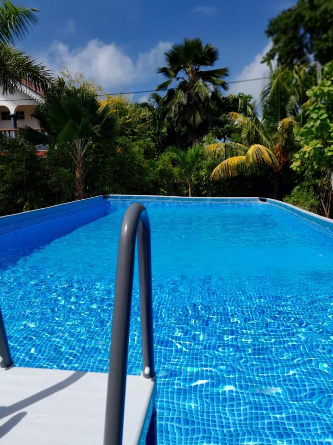 Villa Island Charm Of Praslin Victoria Exterior foto